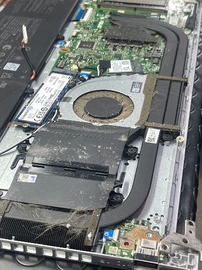Limpieza y mantenimiento de ventilador de laptop